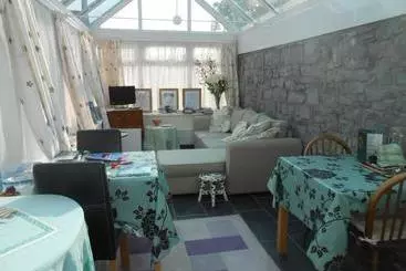 Bed and Breakfast Lletygwilym, Heol Dwr