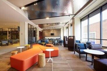 فندق Holiday Inn Express Adelaide City Centre, An Ihg