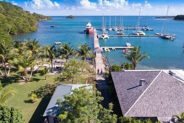 آپارتمانهای توریستها Le Phare Bleu Marina Resort