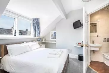 Aamiaismajoitus (B&B) Cragwood Guesthouse