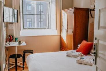 旅馆 Canbe Gardiner House