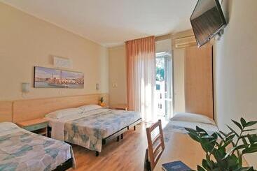 Hotel California Pastry