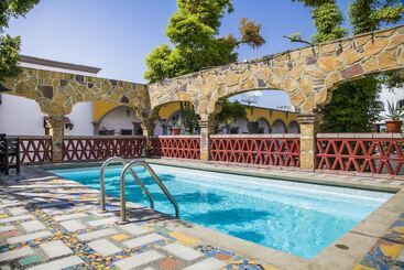 בית מלון כפרי Cosmos Don Carlos