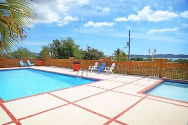 هتل West Coast Inn S