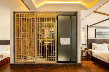 Hotel Qintai Tibetan Culture Boutique