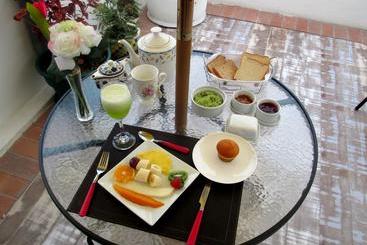 تختخواب و صبحانه Guest Home Valto & Ziron