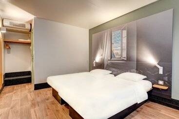 B&b Hotel Louveciennes