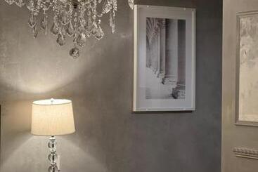 酒店 Chateau Suites