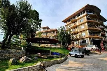 Hotel Quartz Himalayan Brothers