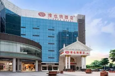 Vienna Hotel Shenzhen Shiyan Shilong Community