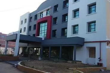 Max Hotels Jabalpur