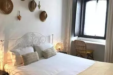 Bed and Breakfast Casa Largo Do Poço Guesthouse