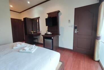 استراحتگاه Baantip Suantong