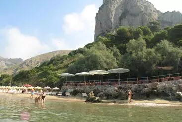 هتل Club Torre Capovento