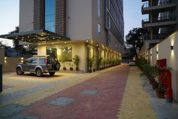 هتل Jaipur Central