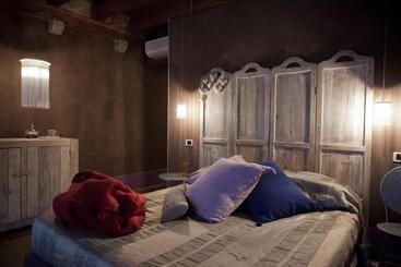 مبيت وإفطار Locanda Al Cappello