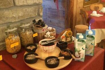 בית מלון כפרי Albergo Herbetet