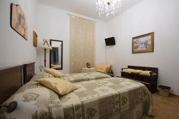 Bed & Breakfast Antico Borgo Teresiano