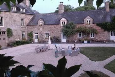 צימר Manoir Du Quengo