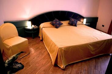 Отель Antica Postumia