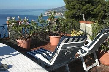 B&b Ethnohotel Rosa Dei Venti