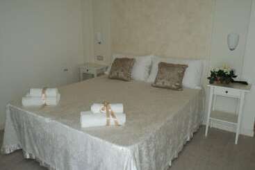 Bed & Breakfast Giardini Di Corte