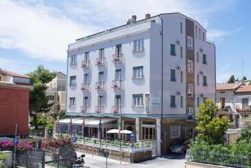 Hotel Venezia Vasto