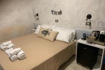 בית מלון כפרי L Antico Borgo Elena Noli