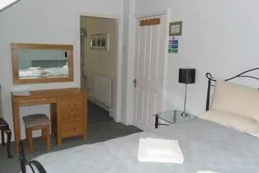 Bed and Breakfast Big Sky Guest House Only