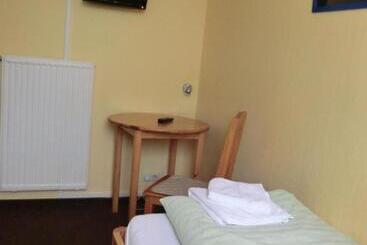 Отель Am Kleinbahnhof