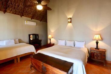 호텔 Cerritos Surf Town Beach Front Property