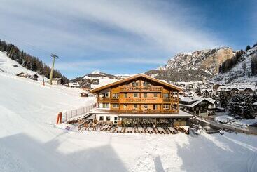 Отель Freina Mountain Lifestyle