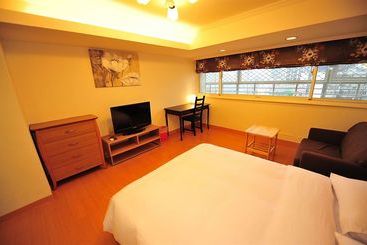 Appart'hotel Ezbookers Fuxing A