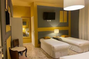 호텔 Central Suite Bed&breakfast