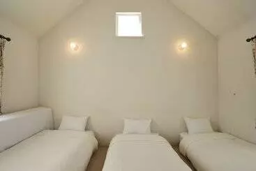 Pensió Blue In Green