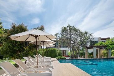 Turista apartmanok Simantra Private Villas