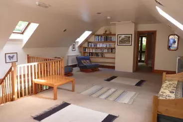 آپارتمان‌های توریست‌ها Ceridwen House