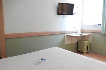 هتل Ibis Budget Bayonne