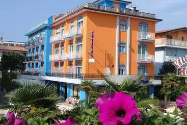 Hotel Crystal