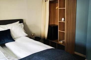 호텔 Henningsvær Guesthouse