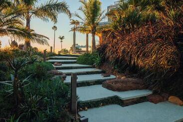 Sky Villa Boutique Hotel By Raw Africa Collection