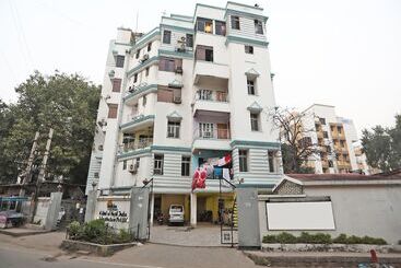 Hotell Oyo 165 Nesh Inn Heritage