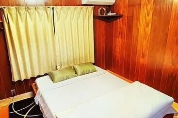 ベッドアンドブレックファースト Bighem Maison