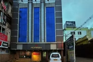 Hôtel Adarsh International
