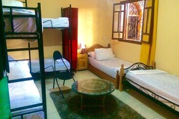Hostel Villa Red City