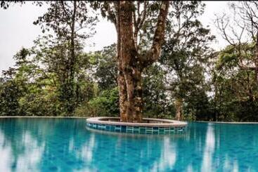 Elixir Hills Suites Resort And Spa