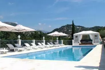 B&b With Charm, Quiet, Kitchen, Sw Pool