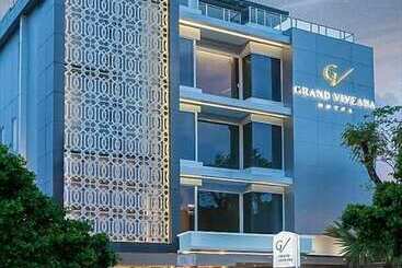 Hotel Grand Viveana