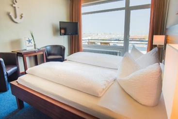 Отель Restaurant Seestern