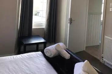 Hotel The Cornubia Inn